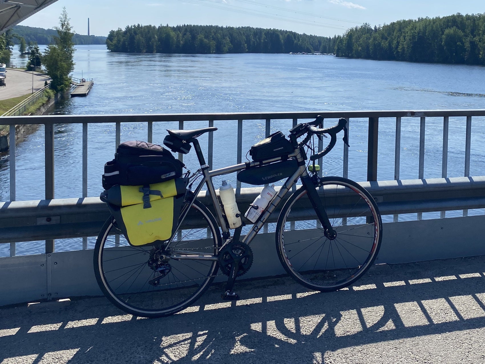 A fully loaded Reilly T325C Road BIke on a bridge in Finland 