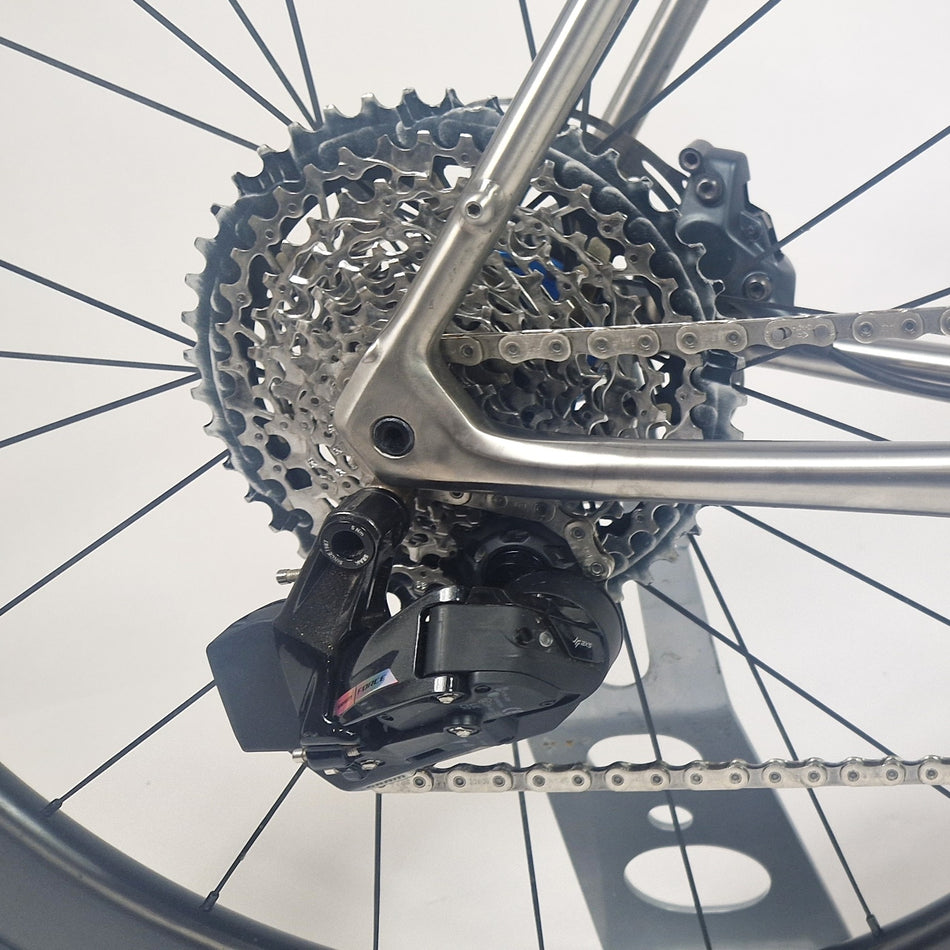 Ex Demo Reflex GRAVEL BIKE // Medium