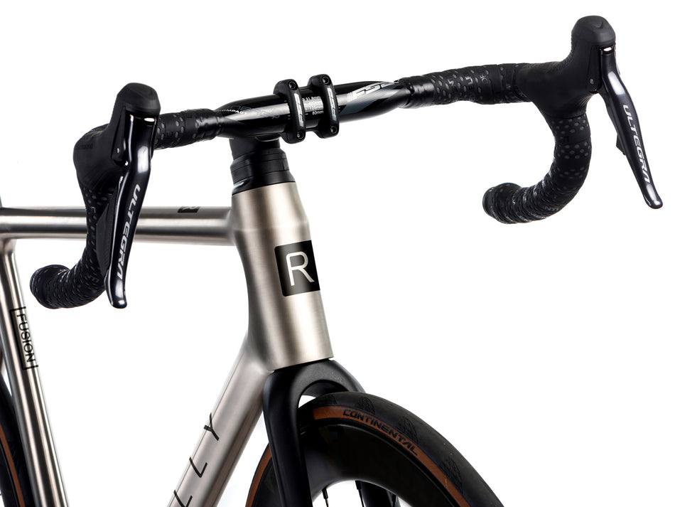 Reilly Fusion titanium road bike cockpit aero handlebars