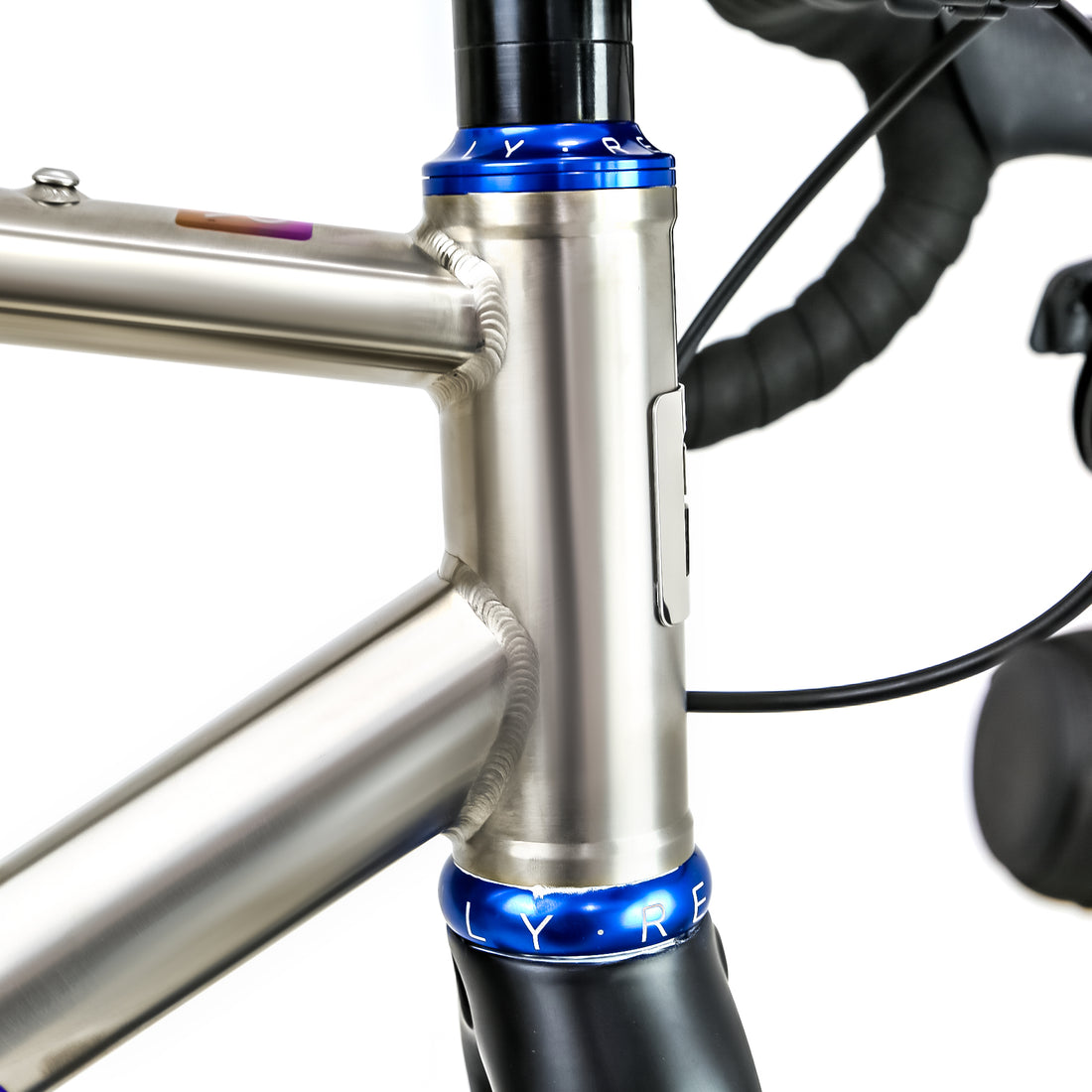 Reilly road bike with blue headset 