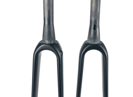 Tapered steerer tube on the Reilly Spectre carbon bike forks