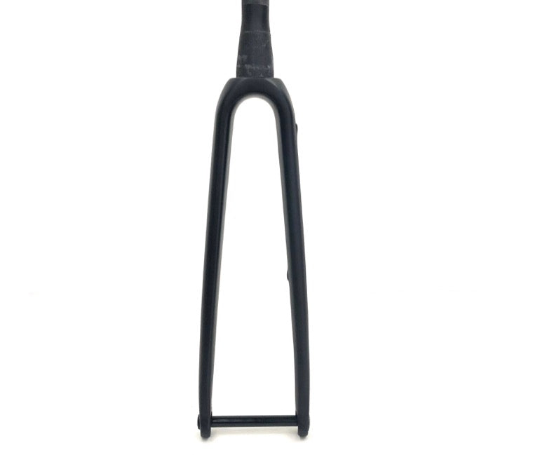 Black carbon fibre Reilly T325D disc brake forks on white background