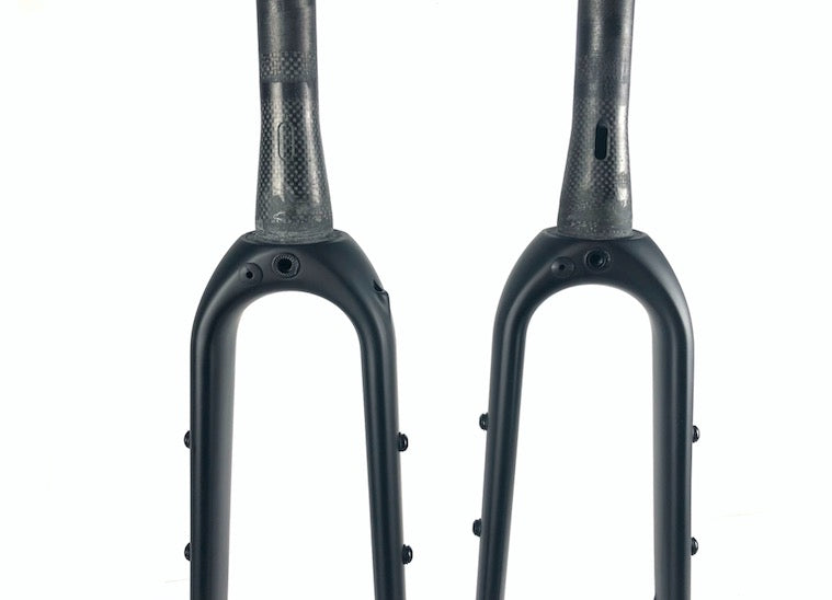 Two Reilly gradient gravel forks with carbon fibre tapered steerer tubes
