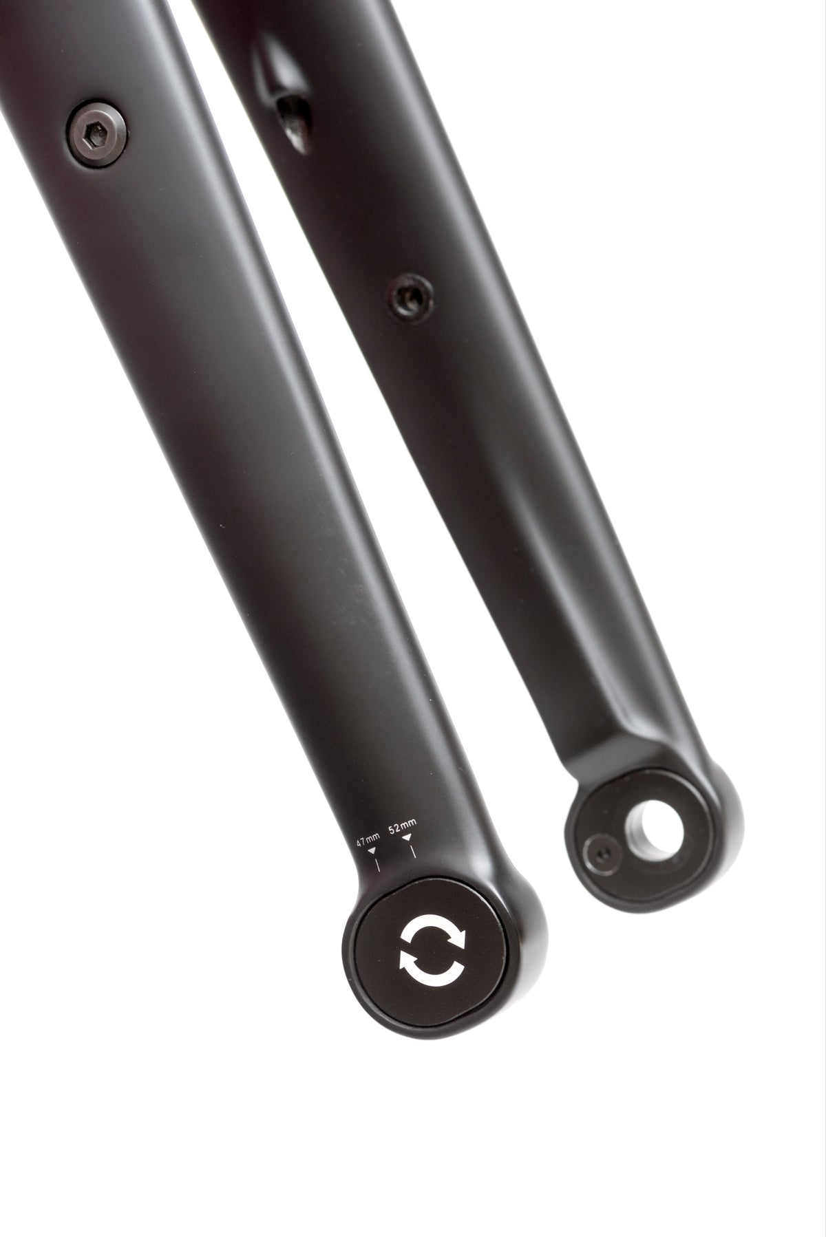 Close up of Reilly carbon forks thru axle for front wheel