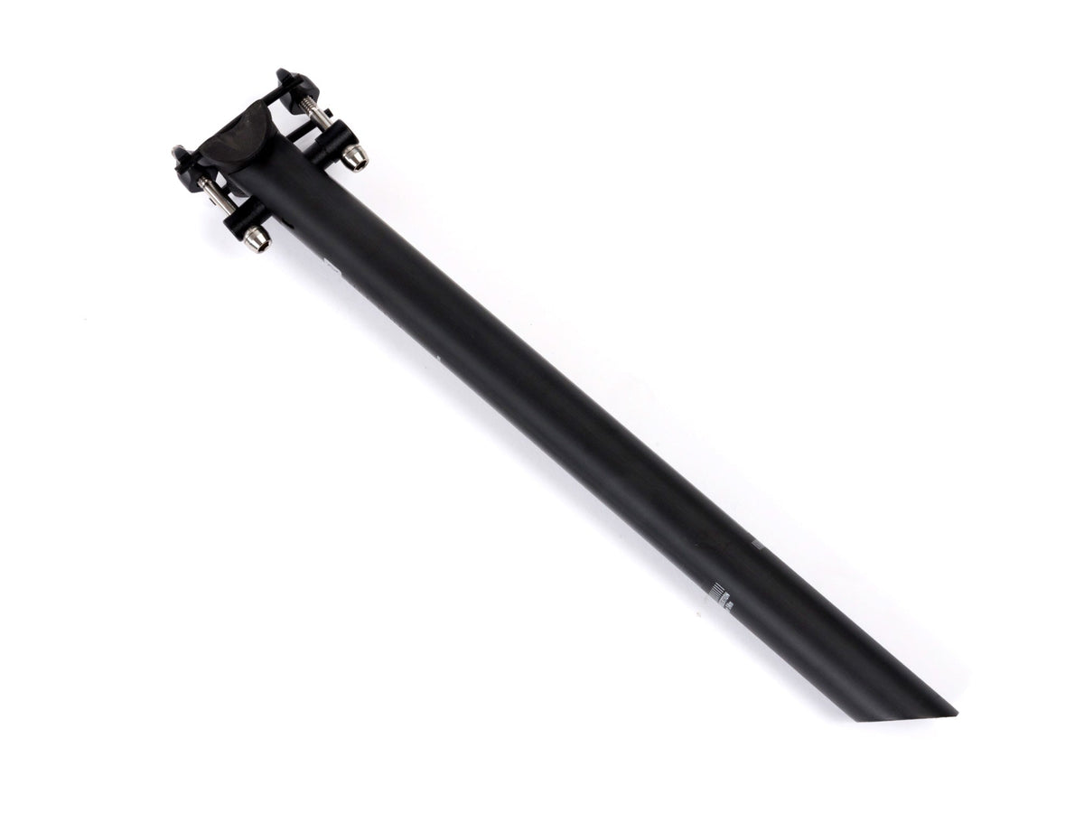 Reilly carbon fibre seatpost for titanium bikes