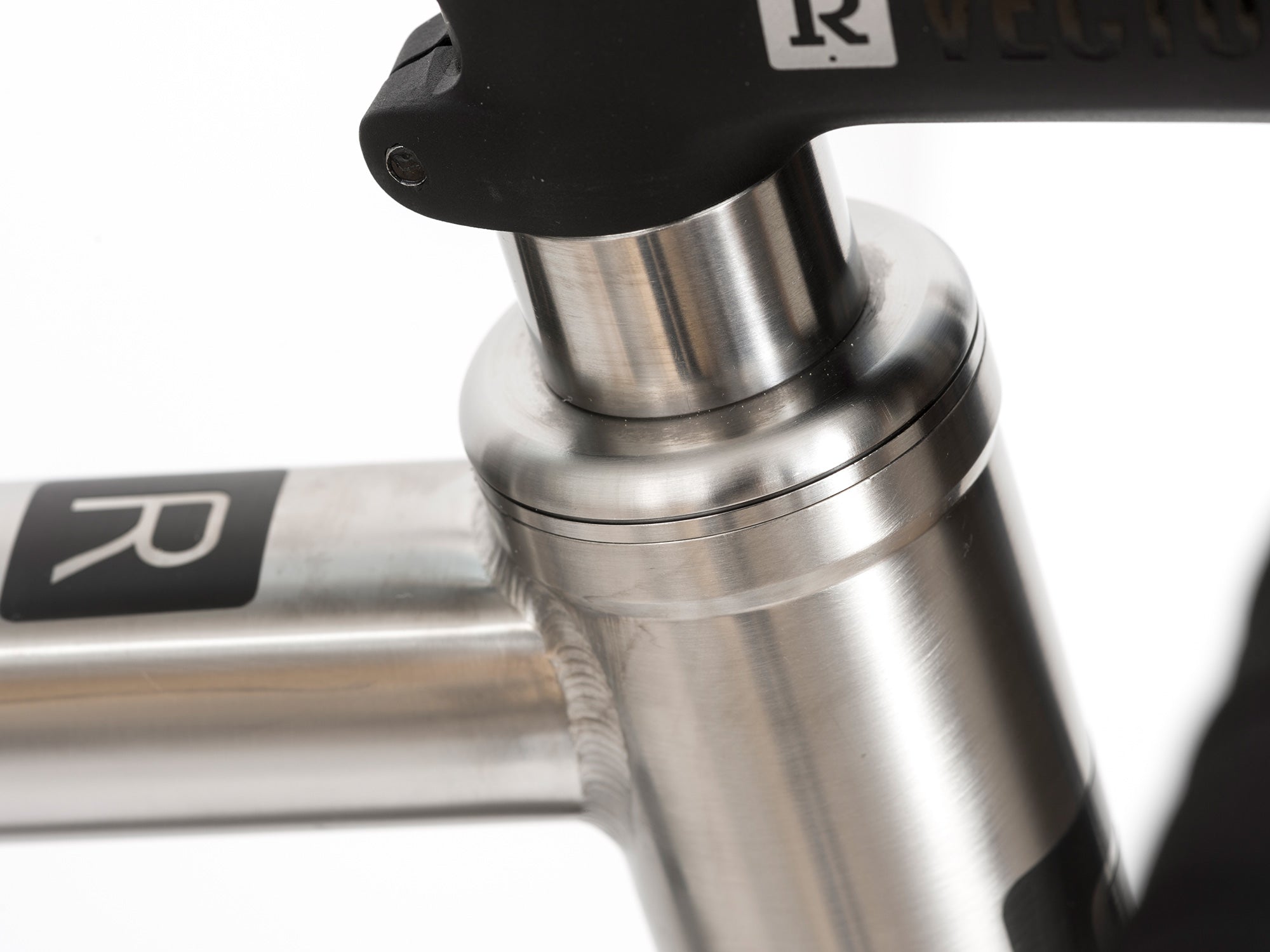 zoomed in view of a Reilly titanium headset for road and gravel bikes